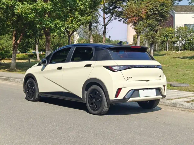 BYD Dolphin — Фото автомобиля 7