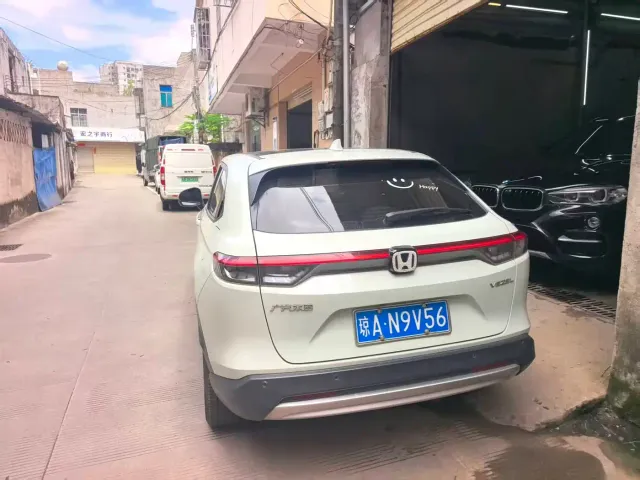 Honda Vezel — Фото автомобиля 11