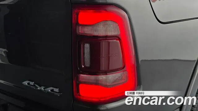 Dodge Ram — Фото автомобиля 8