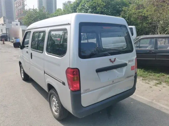 Wuling Zhiguang — Фото автомобиля 22