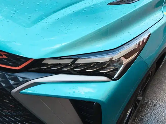 Geely Binyue — Фото автомобиля 5