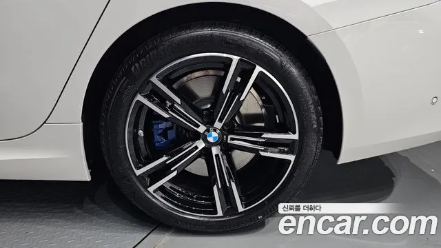 BMW 3-Series 3 серия (G20) 320i M Sport — Фото автомобиля 17