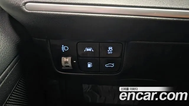 Hyundai Grandeur New — Фото автомобиля 19