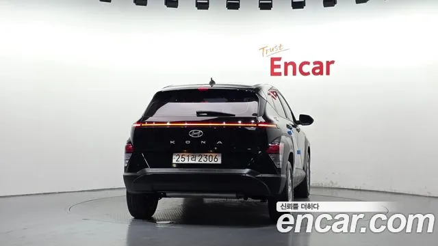 Hyundai Kona SX2 — Фото автомобиля 4