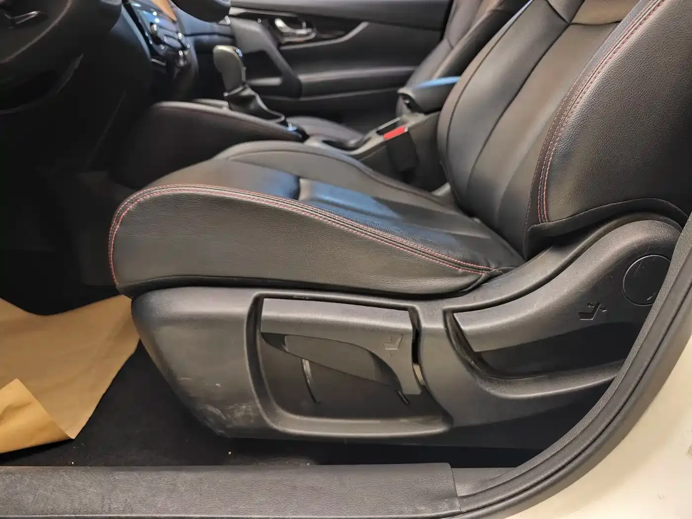 Nissan Qashqai 2021 2.0L CVT Smart Version — Фото автомобиля 10