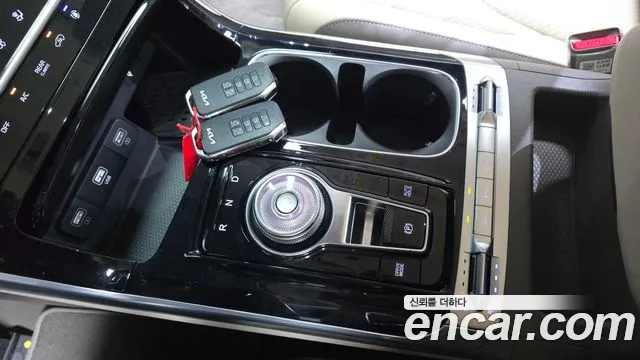 Kia Canival Carnival 4 поколение Бензин 11 мест Signature — Фото автомобиля 9