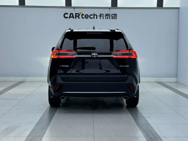 Toyota Wildlander — Фото автомобиля 3