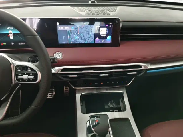 Jetour X70 Plus — Фото автомобиля 12