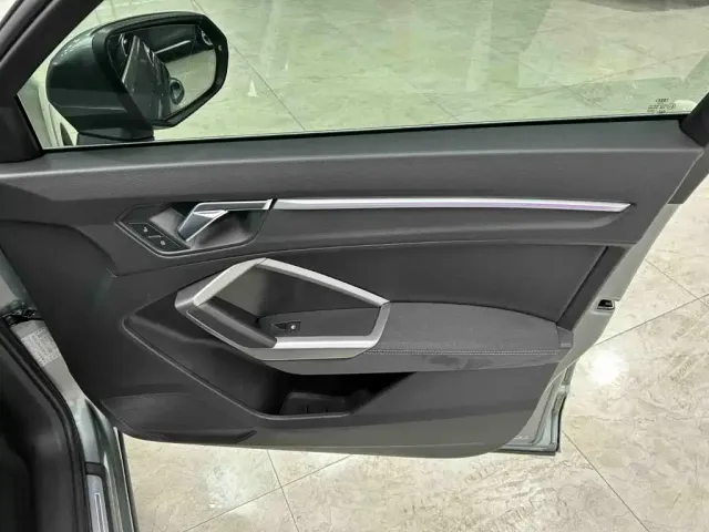 Audi Q3 — Фото автомобиля 17