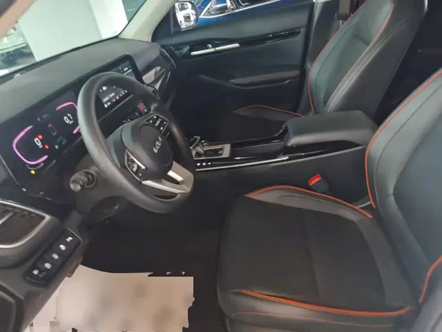 Kia Seltos — Фото автомобиля 14
