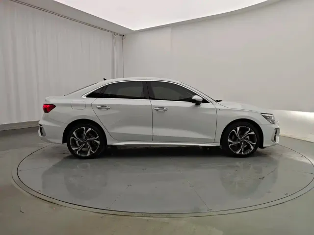 Audi A3 — Фото автомобиля 2