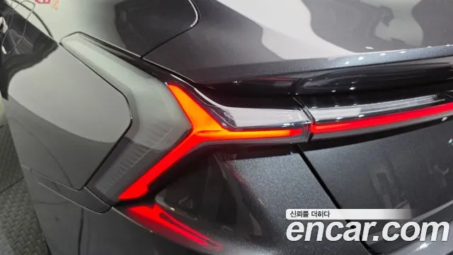 Kia K8 (New) Hybrid — Фото автомобиля 8