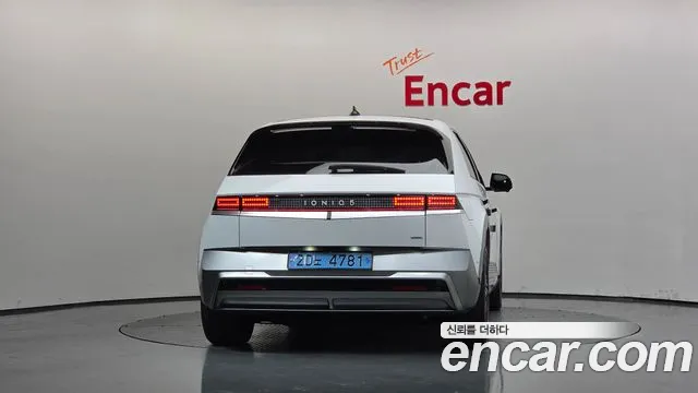 Hyundai Ioniq 5 — Фото автомобиля 4