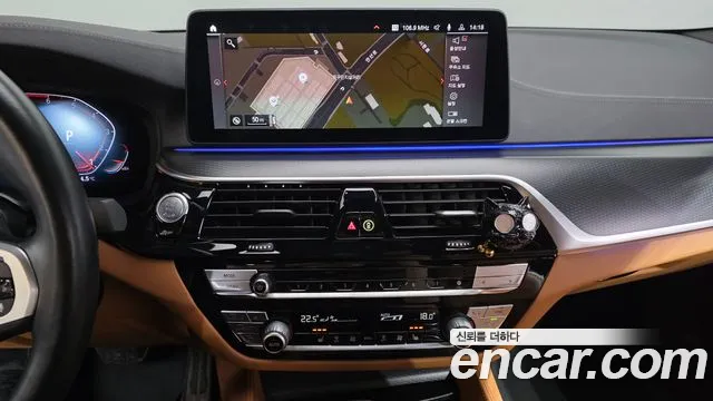 BMW 5 Series G30 — Фото автомобиля 19