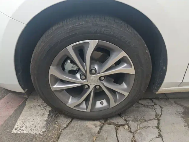 Buick Verano — Фото автомобиля 22