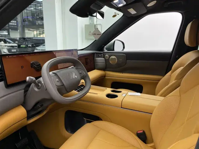 IM Motors LS8 — Фото автомобиля 29
