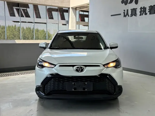 Toyota Frontlander — Фото автомобиля 2
