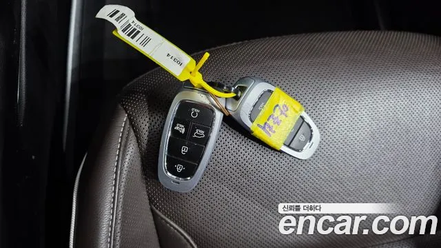 Hyundai Tucson Tucson (NX4) Бензин 1.6 турбо 2WD — Фото автомобиля 15