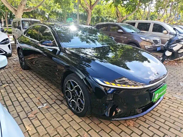 Changan Qiyuan A07 — Фото автомобиля 3