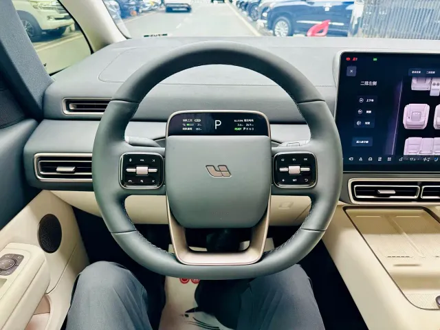 Li Auto Li Auto MEGA 2025 Model Home Family Special Edition — Фото автомобиля 8