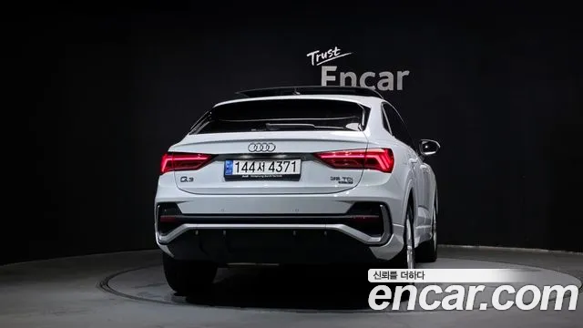 Audi Q3 35 TDI quattro Premium Sportback — Фото автомобиля 2