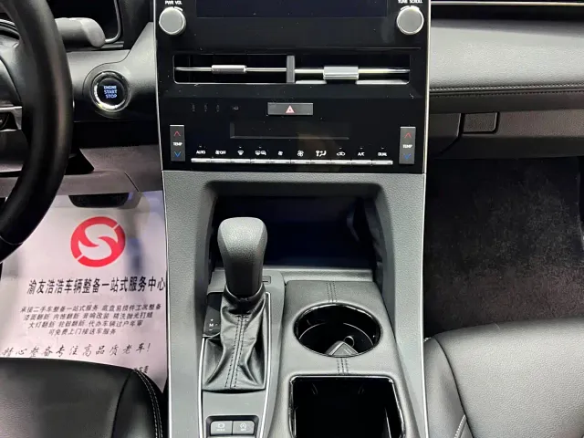 Toyota Avalon — Фото автомобиля 15