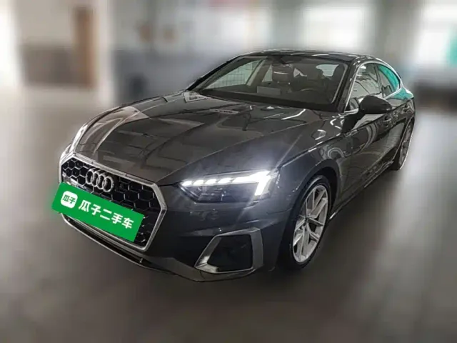 Фотография автомобиля — Audi A5