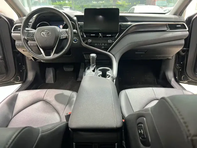 Toyota Camry — Фото автомобиля 5