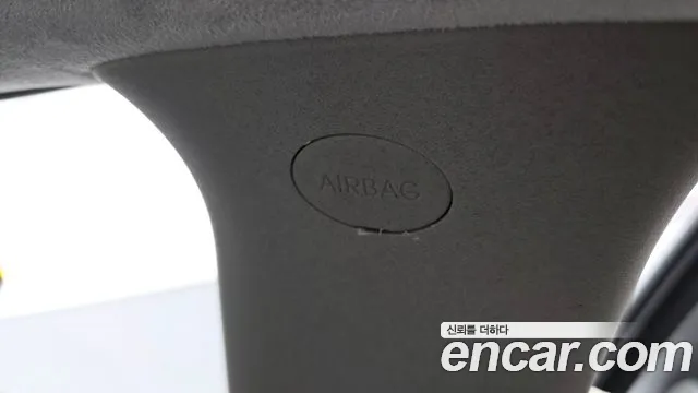 Kia Niro — Фото автомобиля 29