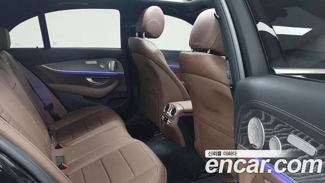 Mercedes-Benz E-Class W213 — Фото автомобиля 10