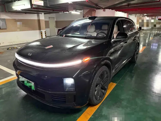 Фотография автомобиля — Li Auto L7