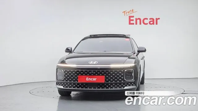 Hyundai Grandeur GN7 — Фото автомобиля 3
