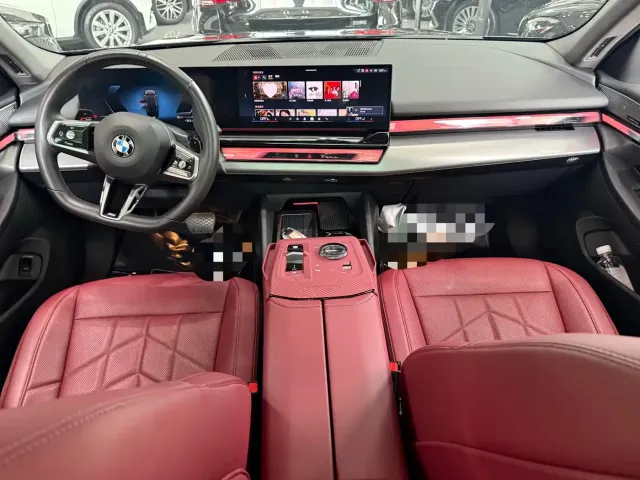 BMW 5 Series — Фото автомобиля 4