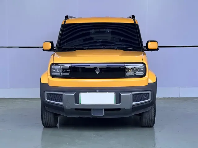 Baojun Yep — Фото автомобиля 2