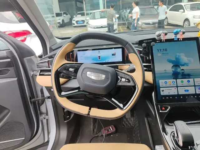 Geely Boyue L 2023 1.5TD DCT Premium — Фото автомобиля 10