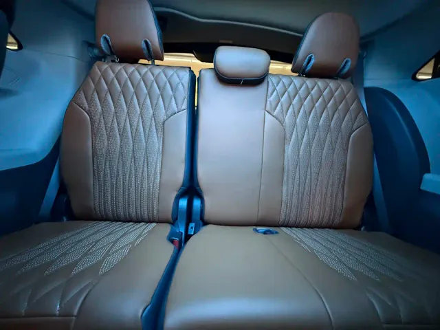 Toyota Sienna — Фото автомобиля 16