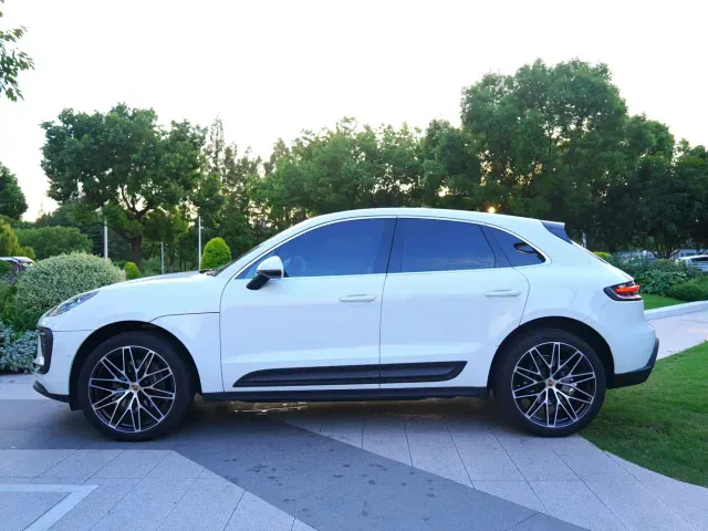 Porsche Macan — Фото автомобиля 3