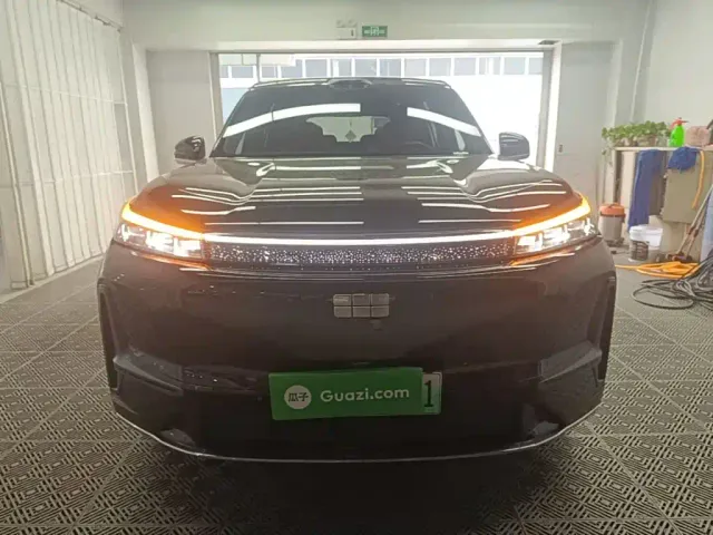 Geely Galaxy M9 — Фото автомобиля 2