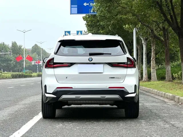 BMW X1 — Фото автомобиля 7