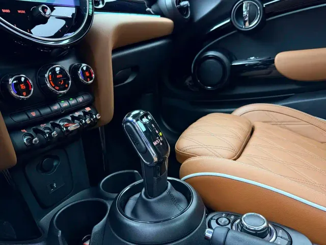 MINI Hatch — Фото автомобиля 13