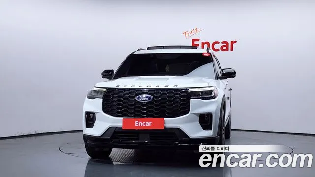Ford Explorer Generation 6 — Фото автомобиля 3