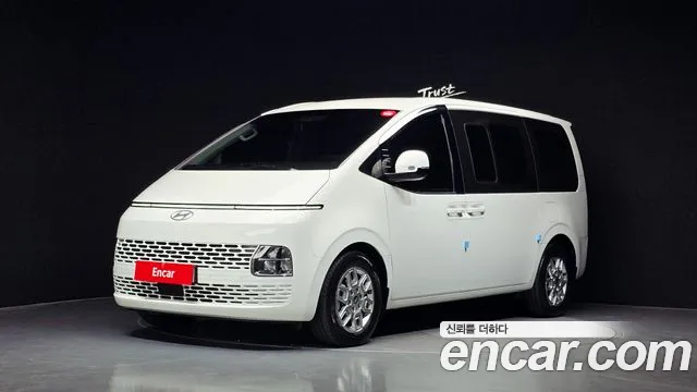 Фотография автомобиля — Hyundai Staria