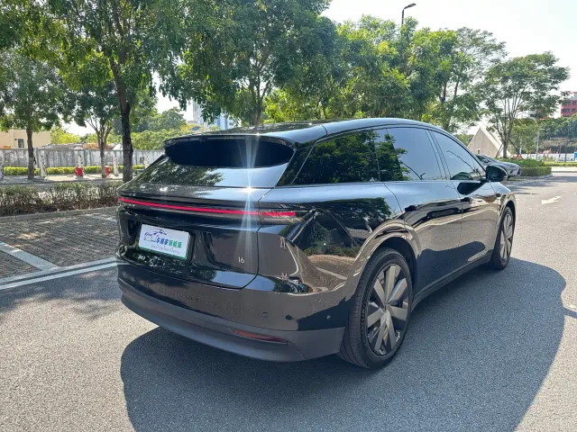 Li Auto i6 — Фото автомобиля 6