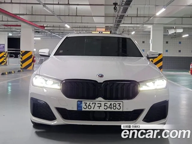 Фотография автомобиля — BMW 5 Series G30