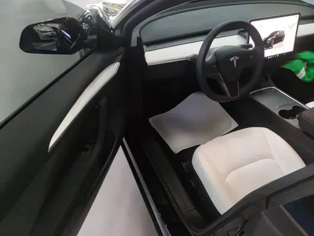 Tesla Model 3 2022 Model Rear-Wheel Drive Version — Фото автомобиля 15