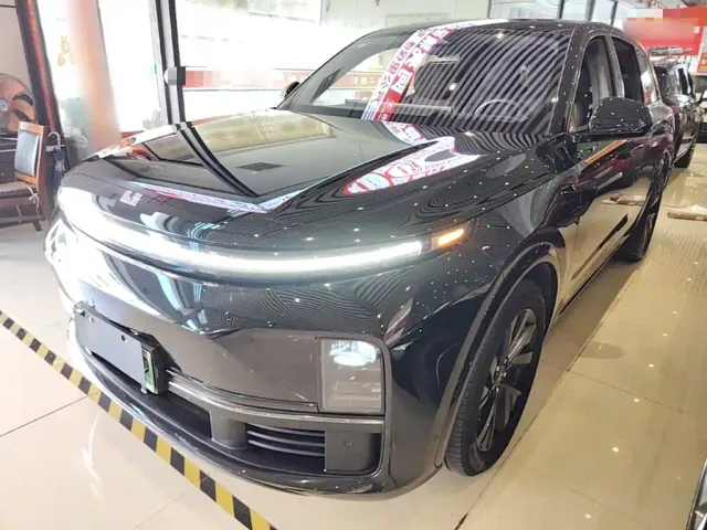 Фотография автомобиля — Li Auto L7