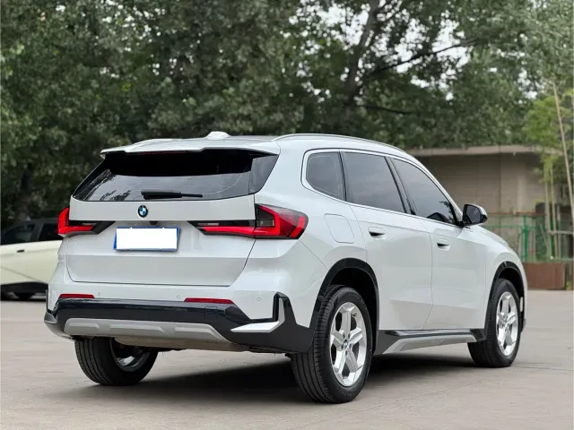 BMW X1 — Фото автомобиля 4