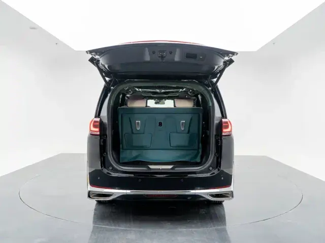 GAC Trumpchi M8 — Фото автомобиля 20