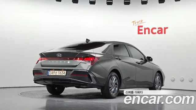 Hyundai AVANTE Новый Avante (CN7) — Фото автомобиля 2