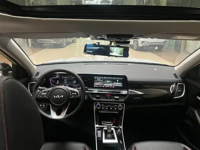 Kia Seltos — Фото автомобиля 17